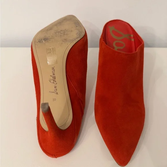 Elegant Red Women's Mules - Picture 4 of 4